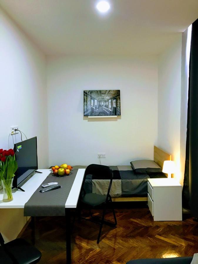 Pula Center Green Park Apartments And Rooms Exterior photo